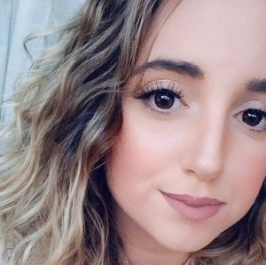 Meet your Posher, Kellie